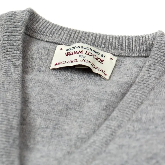 Jumper "Oxton Vee" Made From Fine Scottish 1 Ply Cashmere