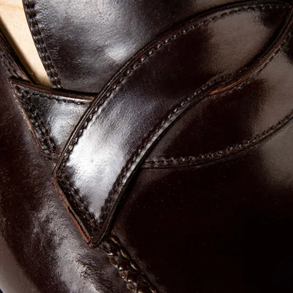 Limited Edition: Loafer "Curved Strap" Made Of Original Horween Shell Cordovan