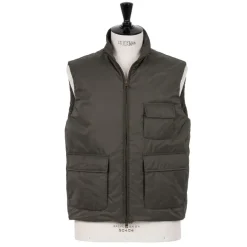 L'Impermeabile X Michael Jondral: Outerwear Vest "Urban Sport