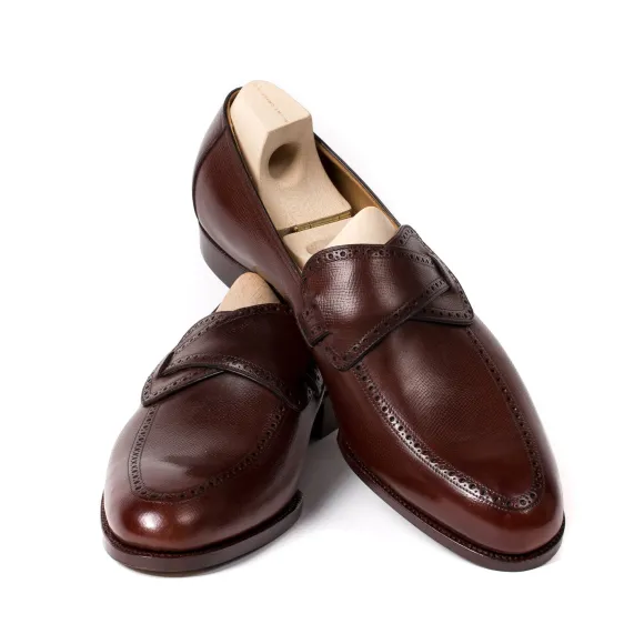 Loafer "Butterfly" Made Of Brown Grained Calfskin - Purely Handcrafted
