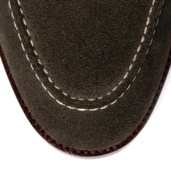 Loafer "Classic" Made Of Fango-Colored Suede - Purely Handcrafted