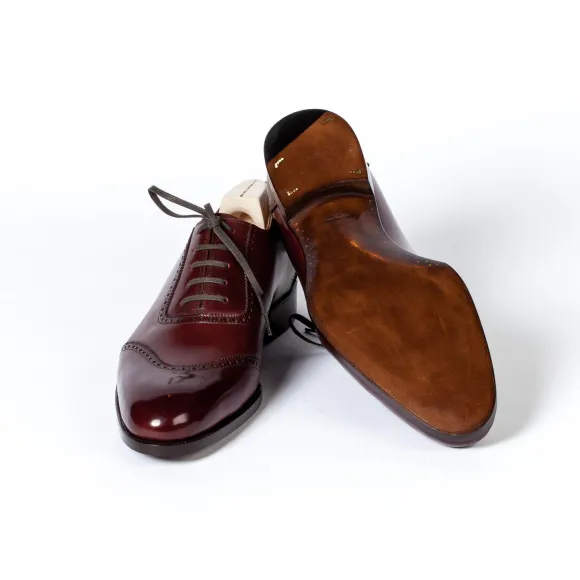 Oxford "Queens" In Burgundy-Colored Calfskin - Hand-Colored