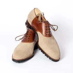 Sand-Colored "Saddle" Oxford Suede With Brown Saddle Made Of Calfskin "Russian Calf"