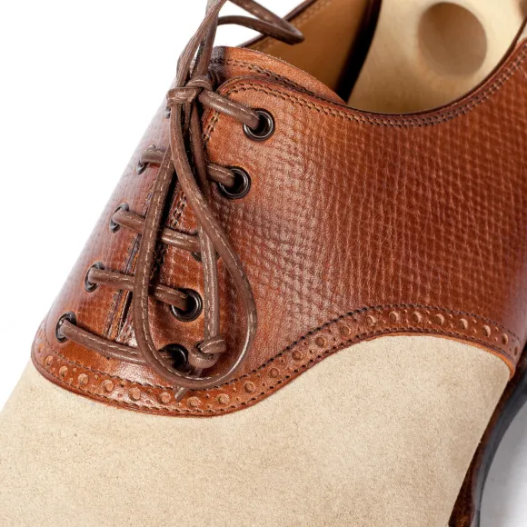 Sand-Colored "Saddle" Oxford Suede With Brown Saddle Made Of Calfskin "Russian Calf"