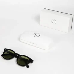 Sunglasses In Black "Noblesse Oblige"