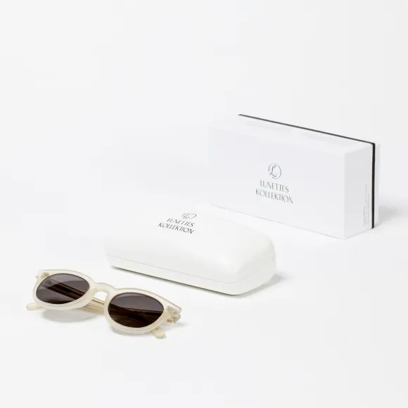 Sunglasses In Smokey Champaign "Noblesse Oblige"