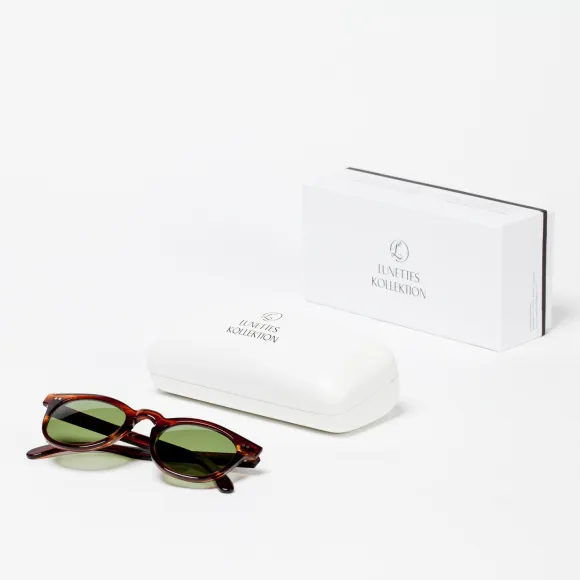 Sunglasses In Tortoise "Noblesse Oblige"