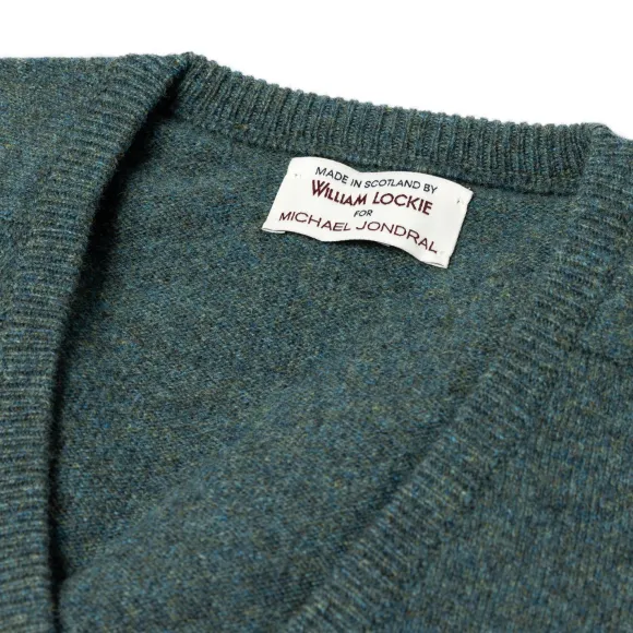 Sweater "Leven Vee" Made Of Geloong Lambswool - 2 Ply