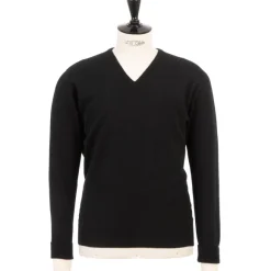 Sweater "Oxton Vee" From Fine Scottish 1 Ply Cashmere