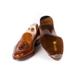 Tassel Loafer Made Of Cognac-Colored Calfskin - Purely Handcrafted